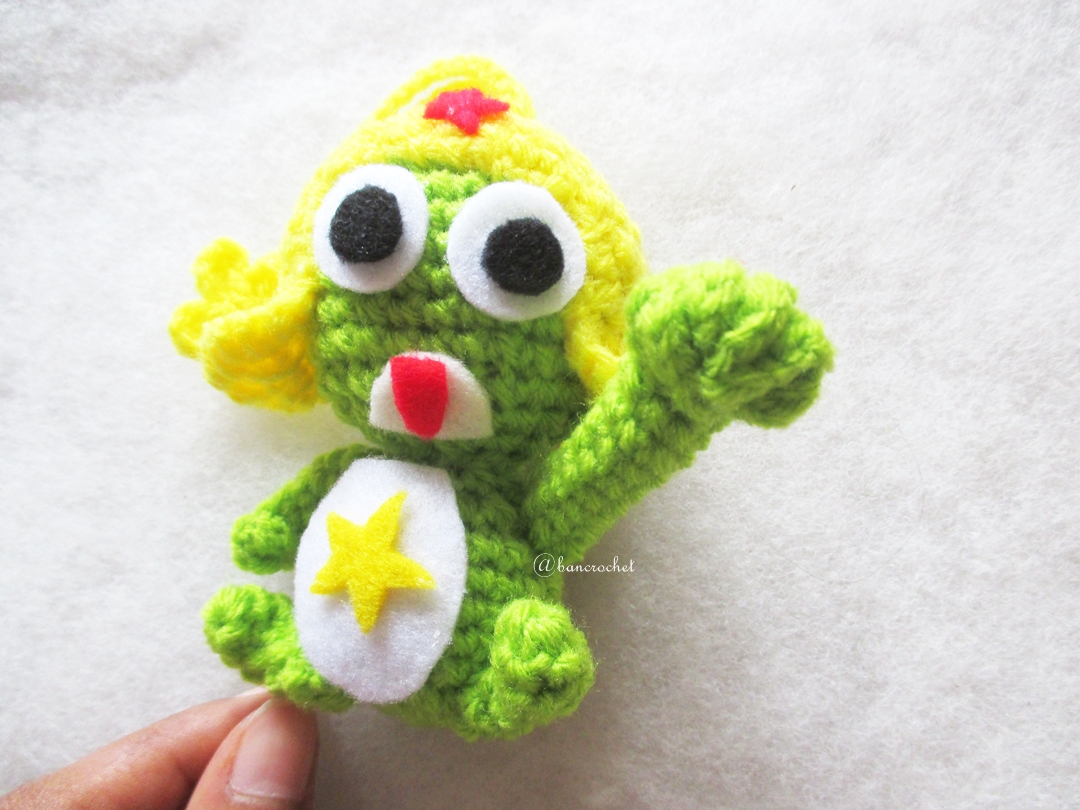 พวงกุญแจโคโรโระถักไหมพรม ขนาด 4 นิ้ว kororo crochet keychain 4 inch