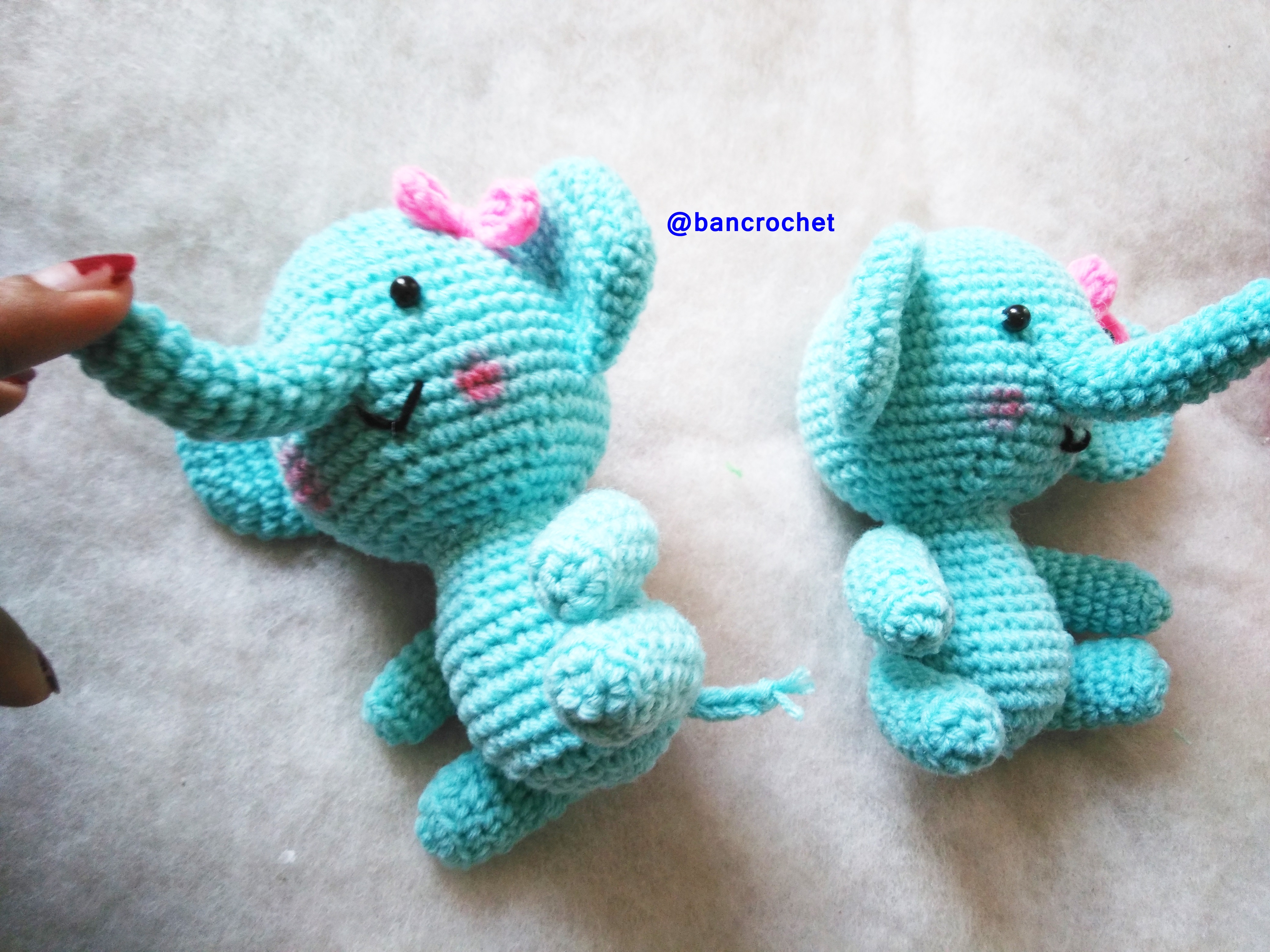 Bancrochet ช้างถักโครเชต์ Crochet elephant doll สีฟ้า 4 นิ้ว