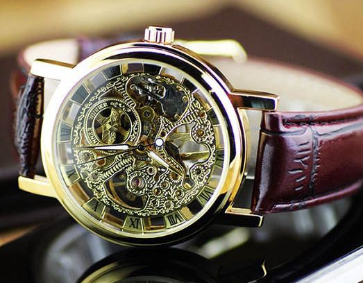 นาฬิกาข้อมือ แบบโชว์กลไก ด้านใน Automatic watch สายหนังแท้ สีน้ำตาล กรอบหน้าปัด มี 2 สี สีทอง และ สีเงิน ของขวัญสุดหรู ให้แฟน เก๋มากค่ะ no 8444810