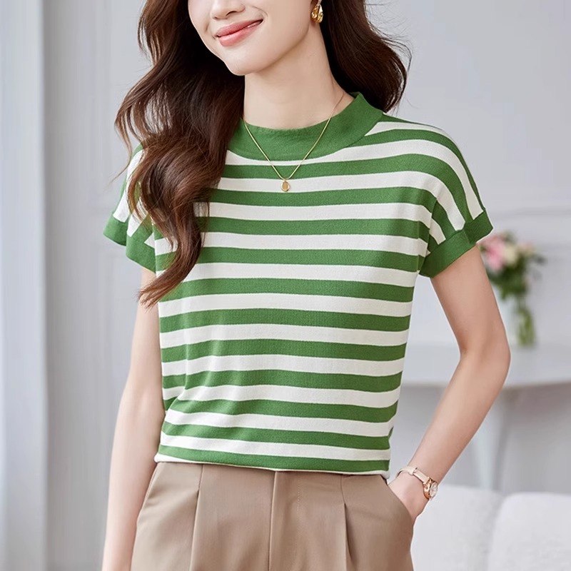 เสื้อเชิ้ตผู้หญิงใส่ทํางาน 390 บาทต่อชิ้น ฟรีค่าจัดส่ง
