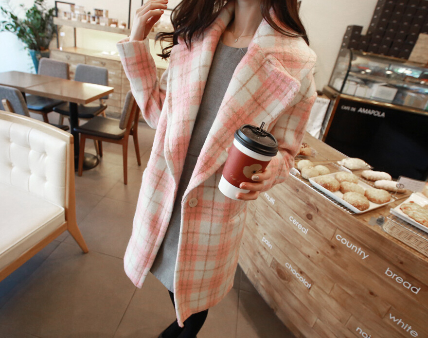 โค้ททรงยาวสวย สีชมพูลายสก๊อต น่ารักมาก พร้อมส่ง เลยจ้า pink