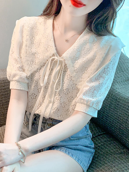 เสื้อลูกไม้ แขนสั้น