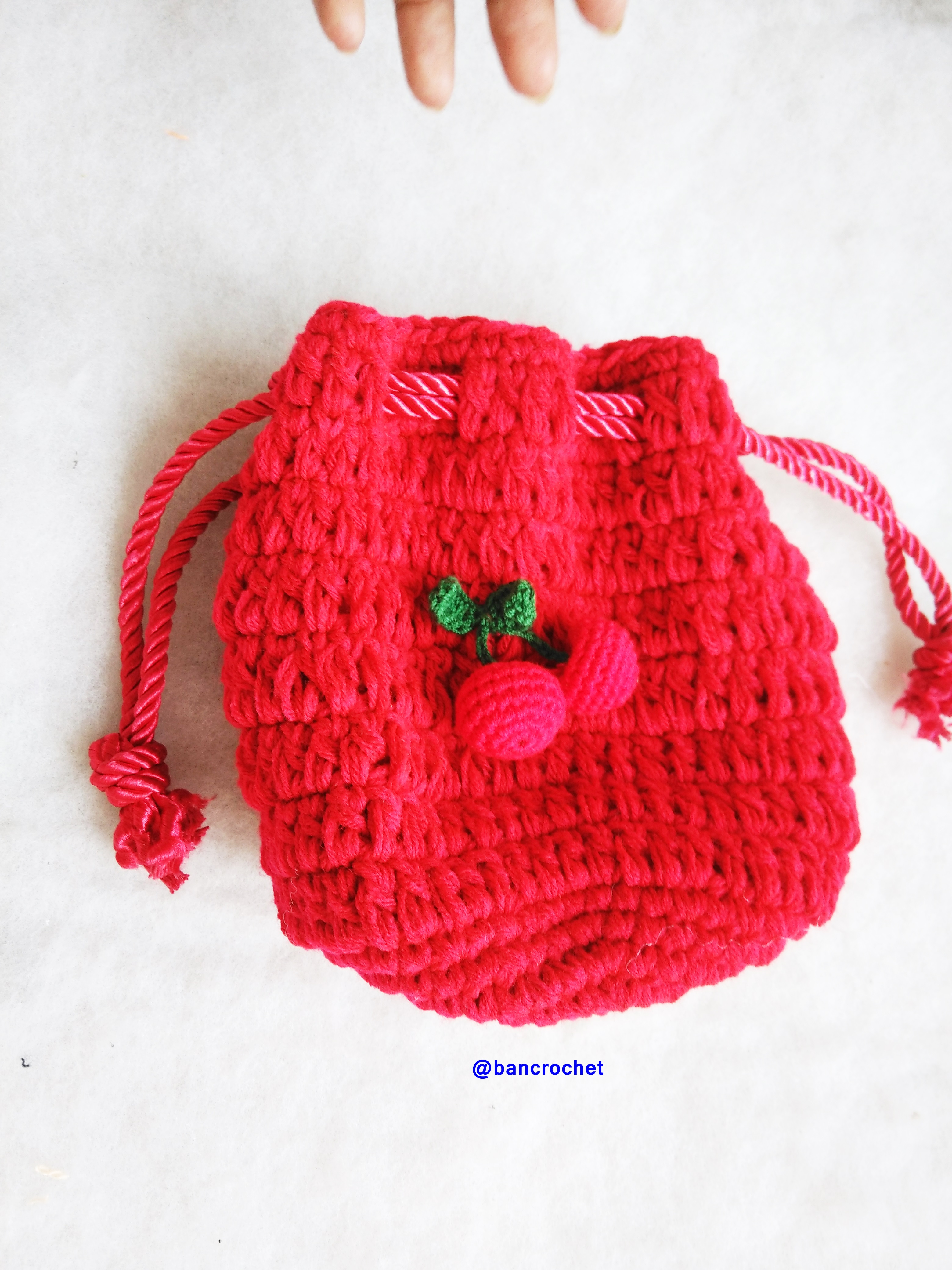 Bancrochet กระเป่าหูรูดถักโครเชต์ crochet bucket bags แดง 5.5x4 นิ้ว