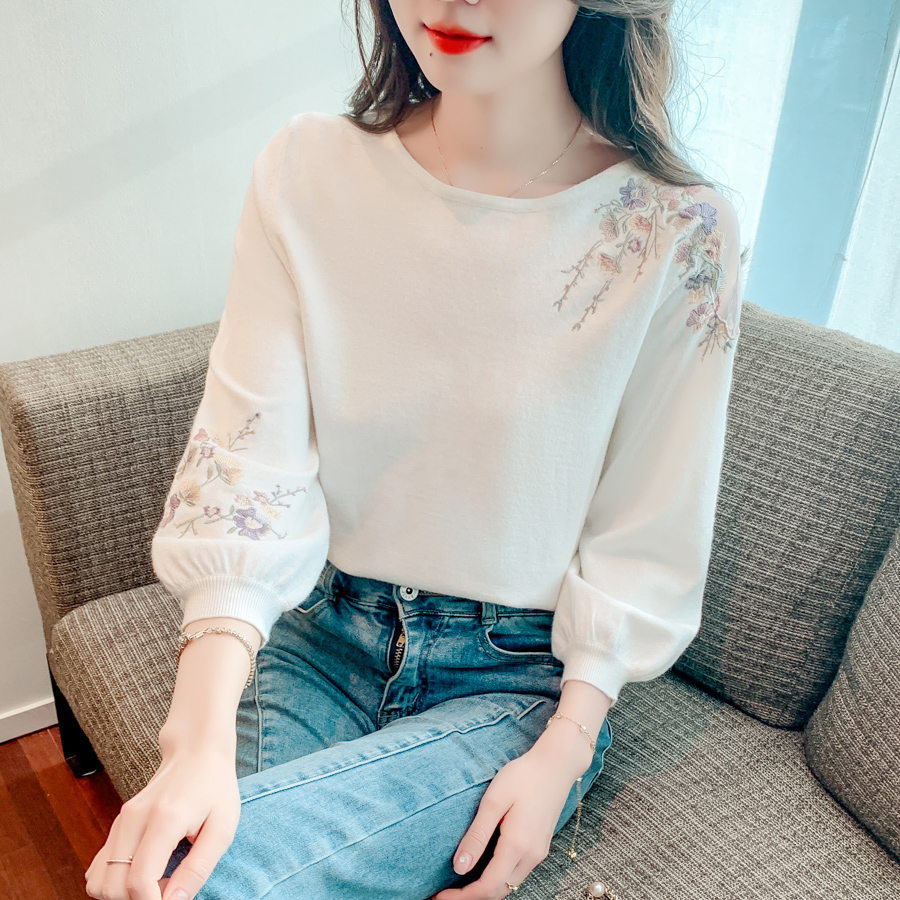 เสื้อเชิ้ตผู้หญิงแขนยาว เสื้อเชิ้ตผู้หญิงใส่ทํางาน 390 บาทต่อชิ้น ฟรีค่าจัดส่ง