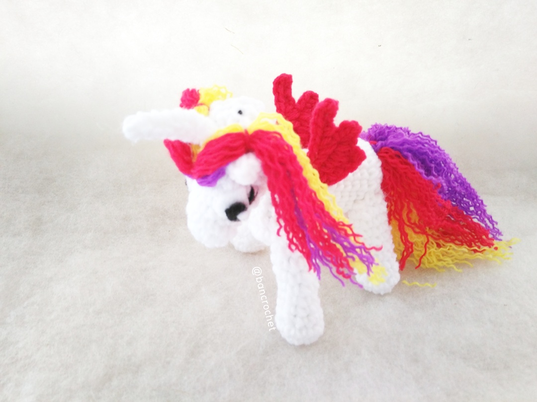 ม้าโพนี่ถัก pony amigurumi crochet ขาว