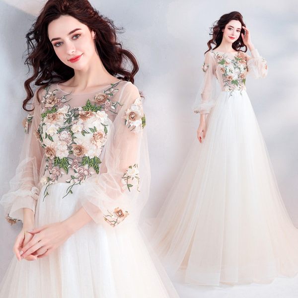 ชุดราตรี ชุดออกงาน ดีไซน์หรู แบรนด์ Angel