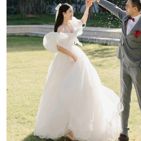 ชุดราตรี ชุดราตรีสวยหรู แบบ ทันสมัย Evening dress