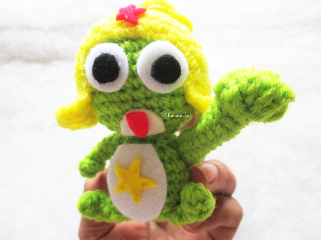 พวงกุญแจโคโรโระถักไหมพรม ขนาด 4 นิ้ว kororo crochet keychain 4 inch