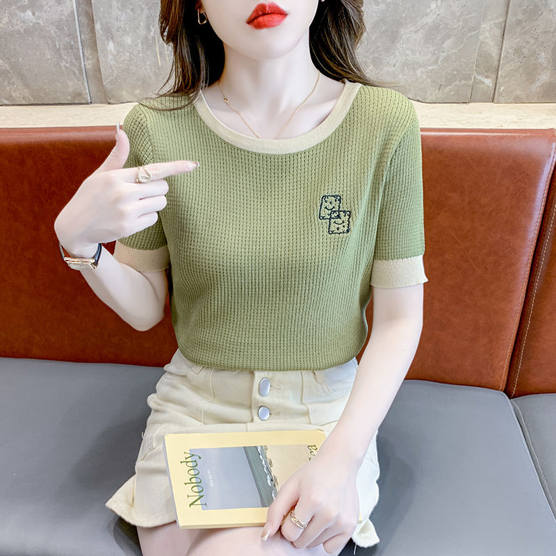 เสื้อผ้าวัยรุ่นเกาหลี เสื้อยืดวัยรุ่นผู้หญิง มีขนาด S M L XL