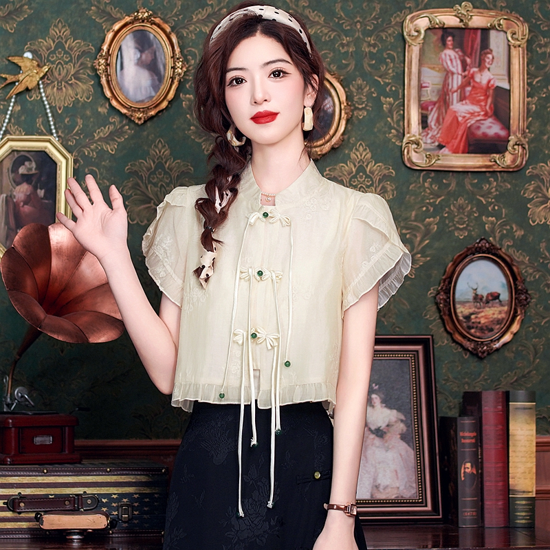 เสื้อเชิ้ตผู้หญิงใส่ทํางาน 390 บาทต่อชิ้น ฟรีค่าจัดส่ง
