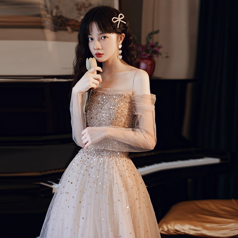 ชุดราตรี ชุดราตรีสวยหรู แบบ ทันสมัย Evening dress