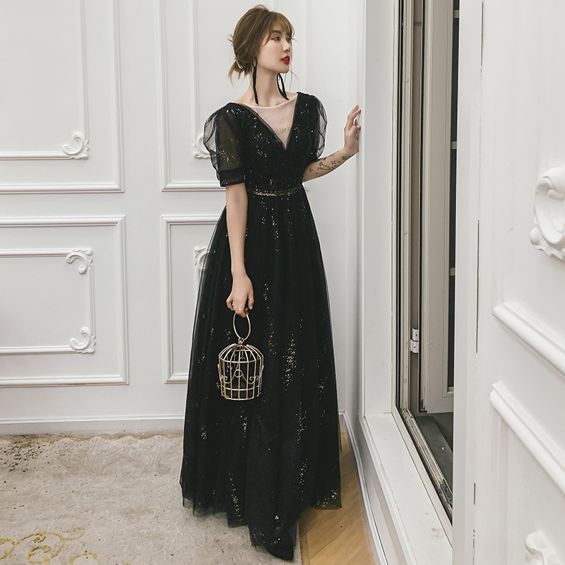 ชุดราตรี ชุดราตรีสวยหรู แบบ ทันสมัย Evening dress