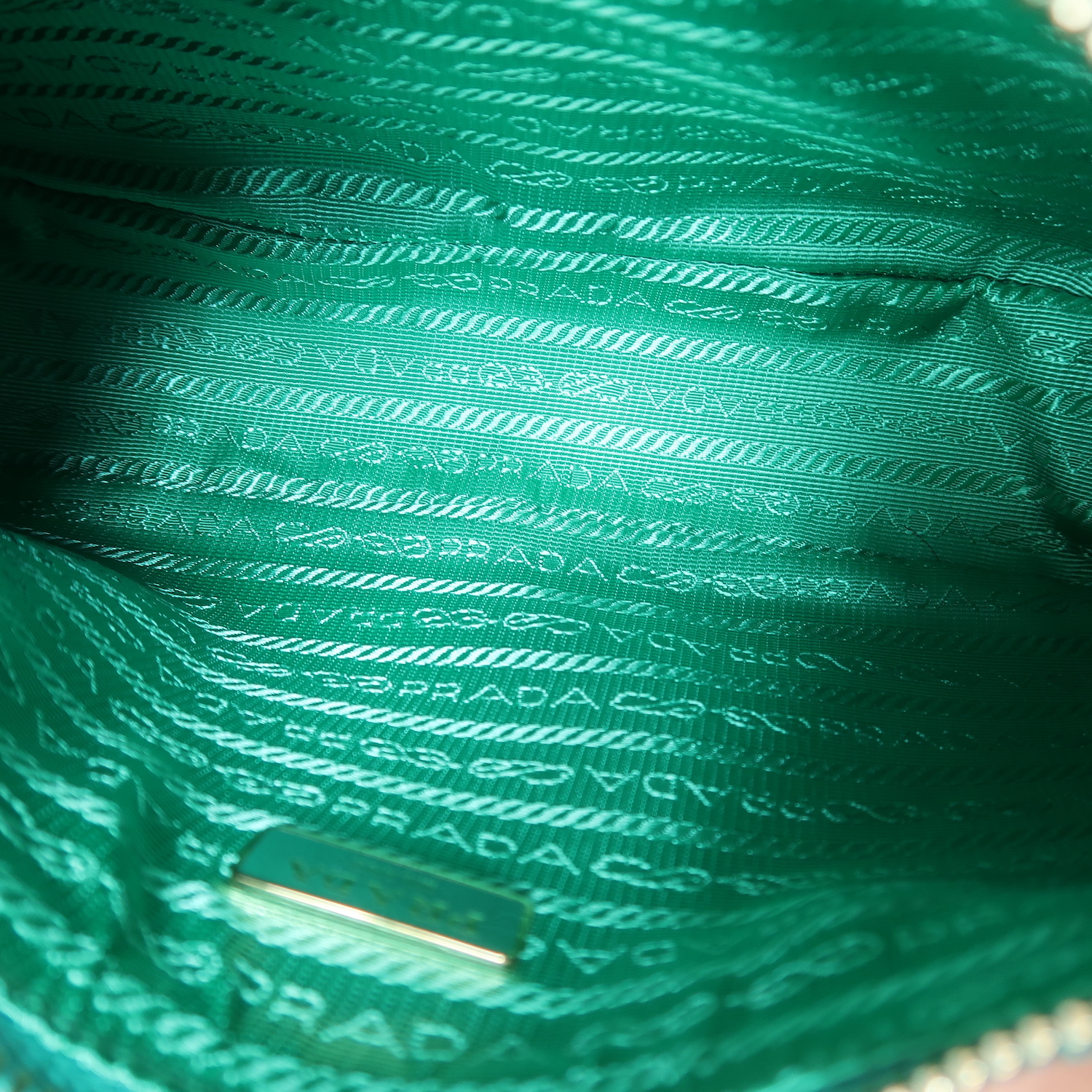 Prada Mango Green Saffiano Re-Edition Mini Hobo 1BC204 (2022)