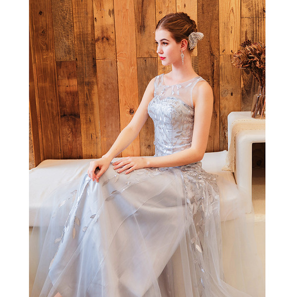 ชุดราตรี ชุดออกงาน ดีไซน์หรู แบรนด์ Angel