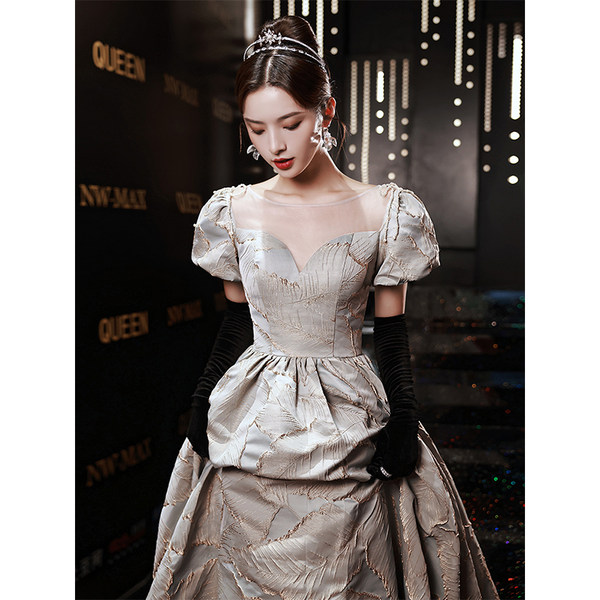 ชุดราตรี ชุดราตรีสวยหรู แบบ ทันสมัย Evening dress