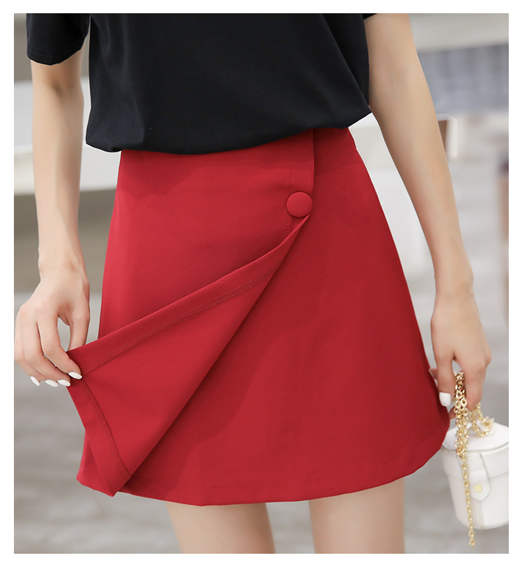 Set_bs1722 ชุดเซ็ท 2 ชิ้น(เสื้อ+กระโปรง) เสื้อยืดสีดำผ้าคอตตอนเนื้อนุ่มยืดหยุ่นสูง+กระโปรงป้ายทรงเอสีแดงแต่งกระดุม