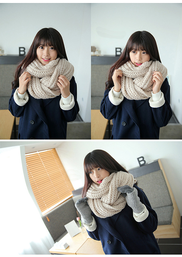 ผ้าพันคอไหมพรม เกาหลี สีเบจ มิกกับชุดไหนก็สวย ใส่ได้ทั้งผู้ชายและผู้หญิง พร้อมส่ง