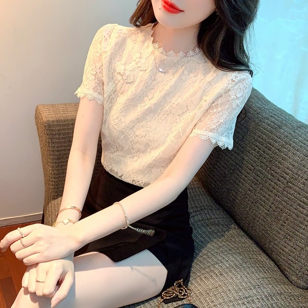 เสื้อลูกไม้ แขนสั้น