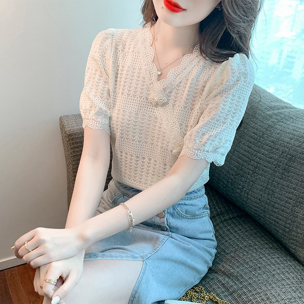 เสื้อลูกไม้ แขนสั้น