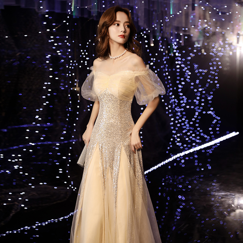 ชุดราตรี ชุดราตรีสวยหรู แบบ ทันสมัย Evening dress