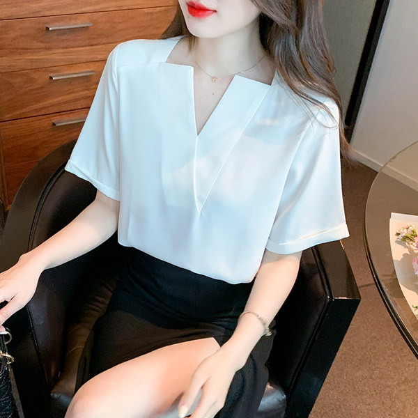 เสื้อเชิ้ตแขนยาววัยรุ่น ลายสวยๆ แบรนด์ YIL AN