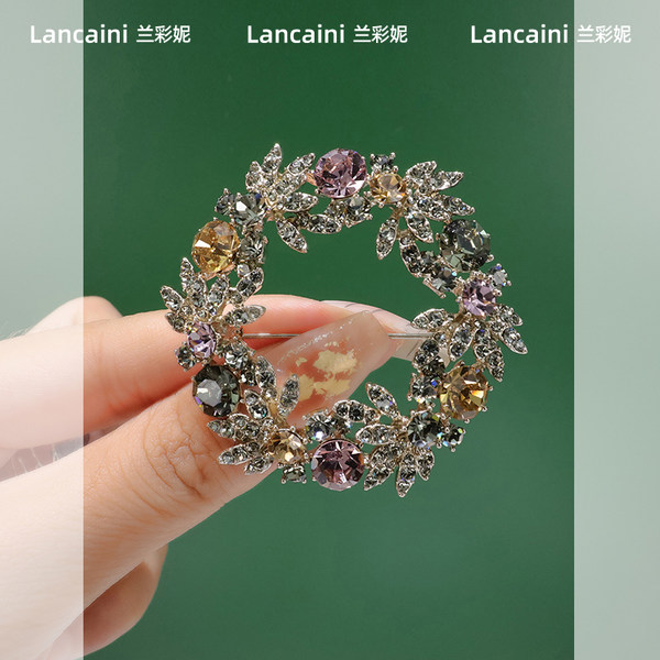 เข็มกลัด เข็มกลัดสวยๆ เข็มกลัดติดเสื้อ Brooch