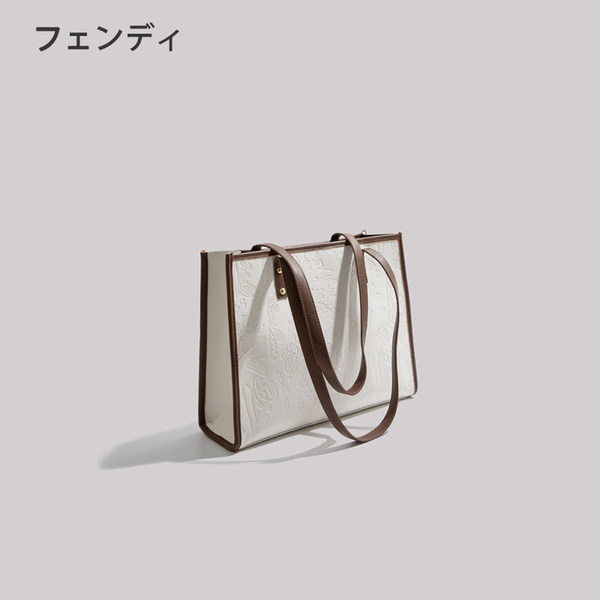 กระเป๋าสะพายข้างผู้หญิง กระเป๋าสะพายสไตล์เกาหลี By Japanese フェンディ authentic bag