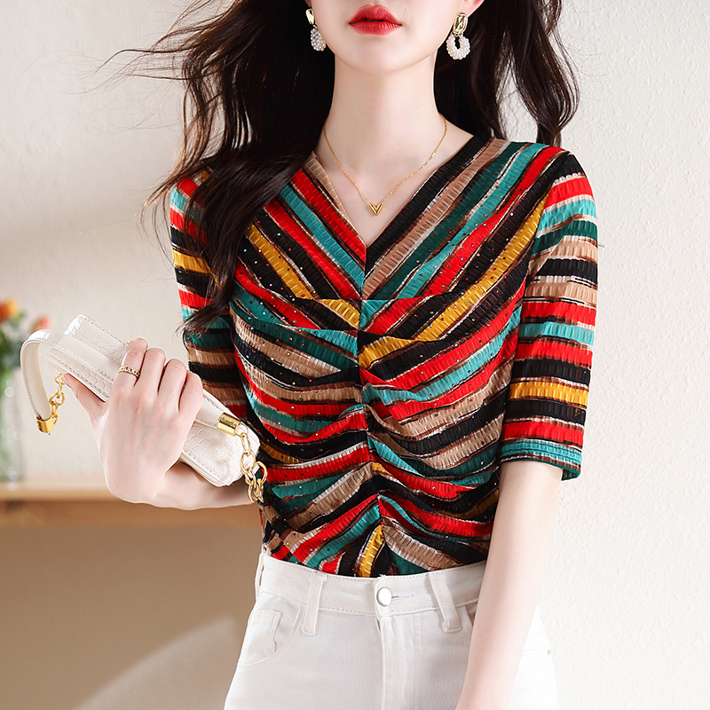 เสื้อเชิ้ตผู้หญิงแขนยาว เสื้อเชิ้ตผู้หญิงใส่ทํางาน 390 บาทต่อชิ้น ฟรีค่าจัดส่ง