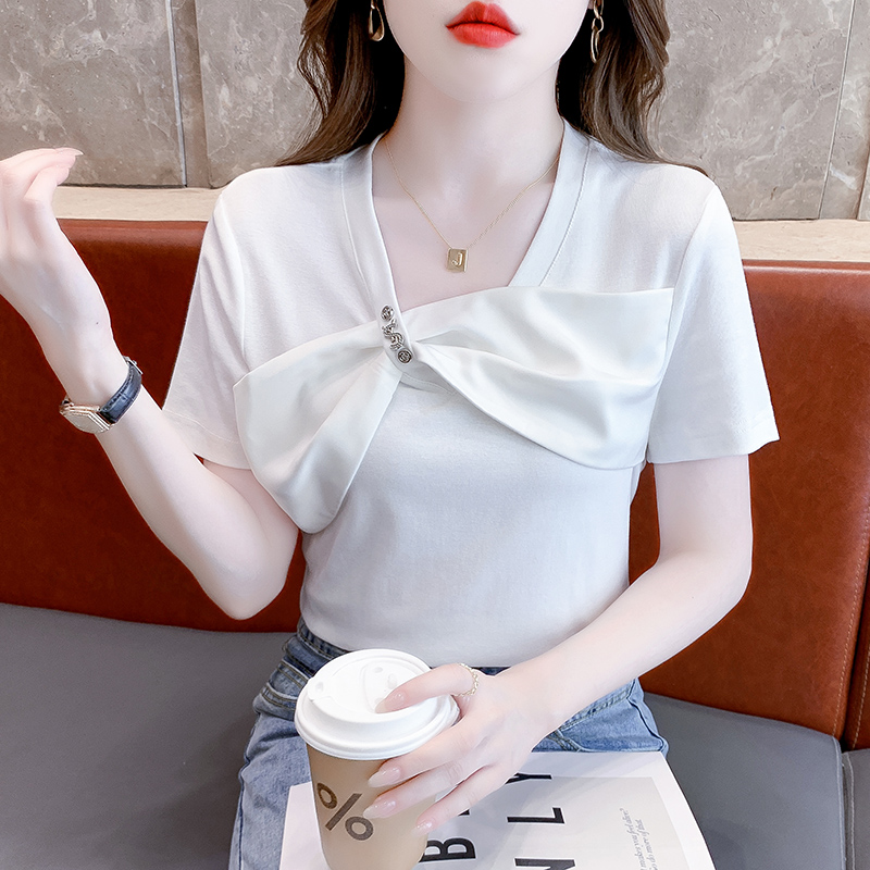 เสื้อผ้าวัยรุ่นเกาหลี เสื้อยืดวัยรุ่นผู้หญิง มีขนาด S M L XL