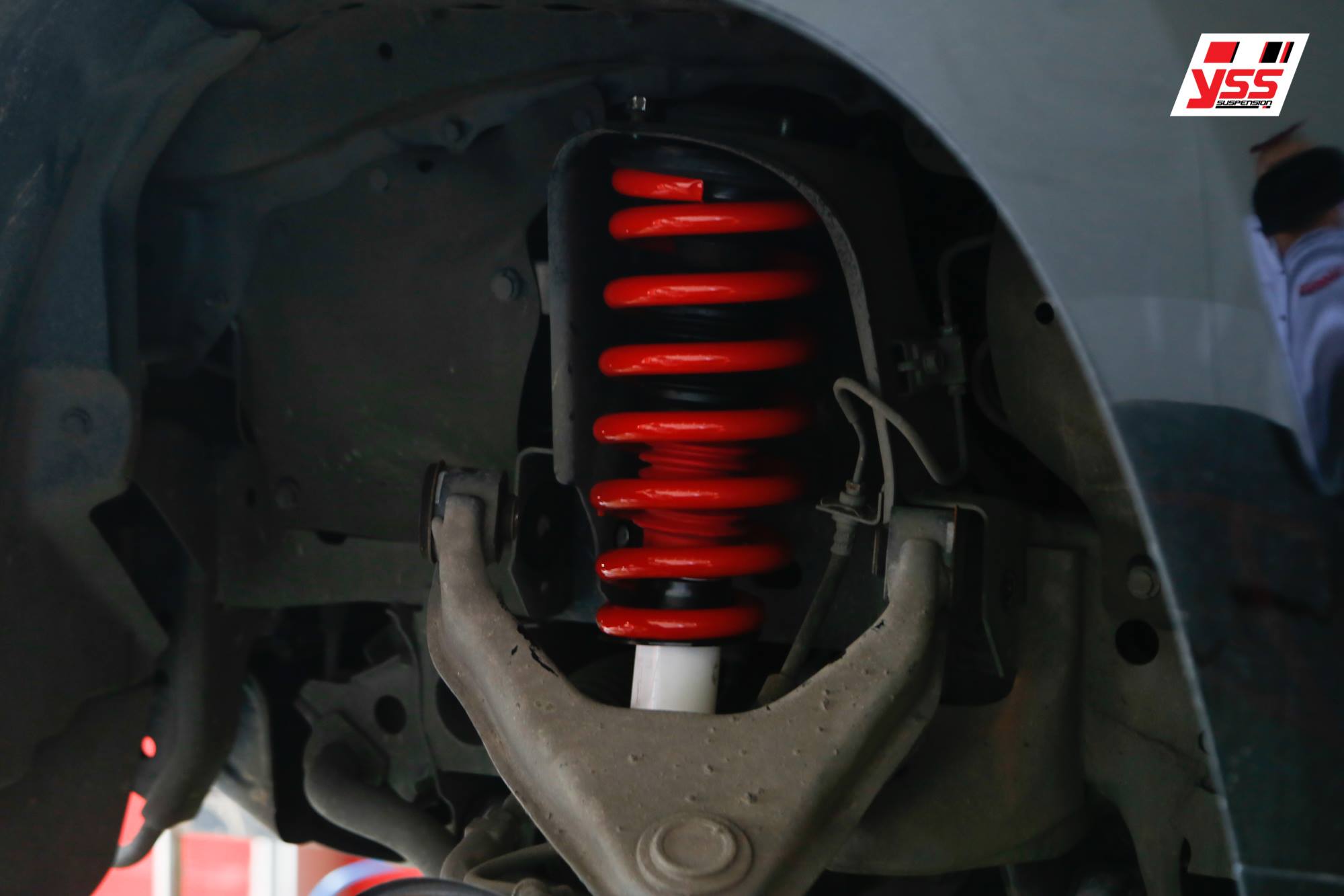 โช้คอัพ สปริงหน้า YSS รุ่น DTG Plus รถ All New Triton (Plus/4x4) ปี 15-18