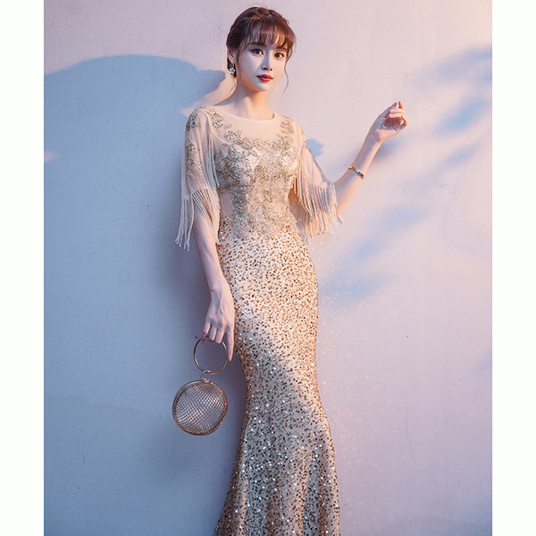 ชุดราตรี ชุดราตรีสวยหรู แบบ ทันสมัย Evening dress