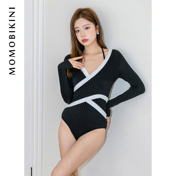 ชุดว่ายน้ำผู้หญิง ชุดว่ายน้ำน่ารัก Bikini ชุดไปทะเล