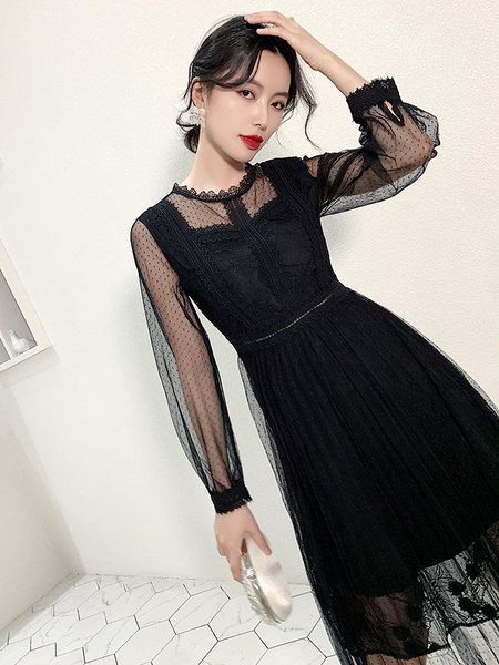 ชุดราตรี ชุดออกงาน ดีไซน์หรู แบรนด์ Angel