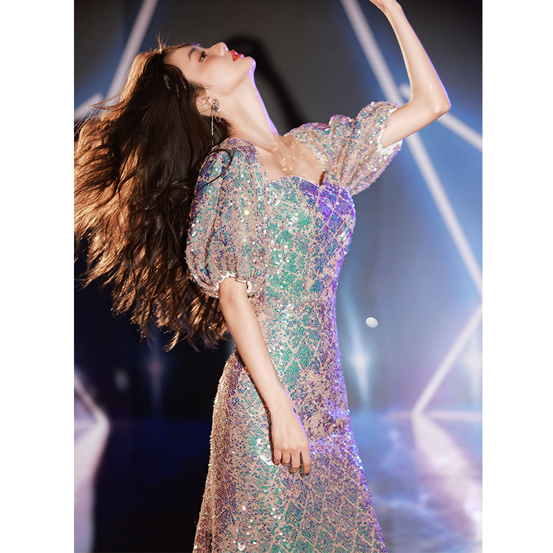 ชุดราตรี ชุดราตรีสวยหรู แบบ ทันสมัย Evening dress