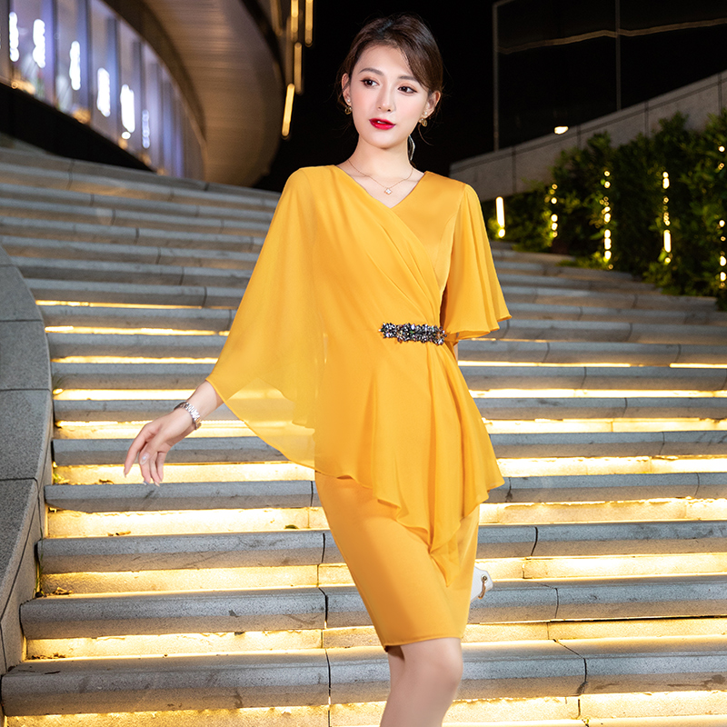 ชุดราตรี ชุดราตรีสวยหรู แบบ ทันสมัย Evening dress
