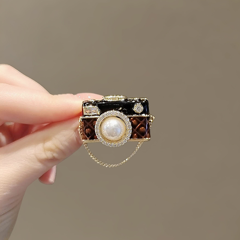 เข็มกลัด เข็มกลัดสวยๆ เข็มกลัดติดเสื้อ Brooch