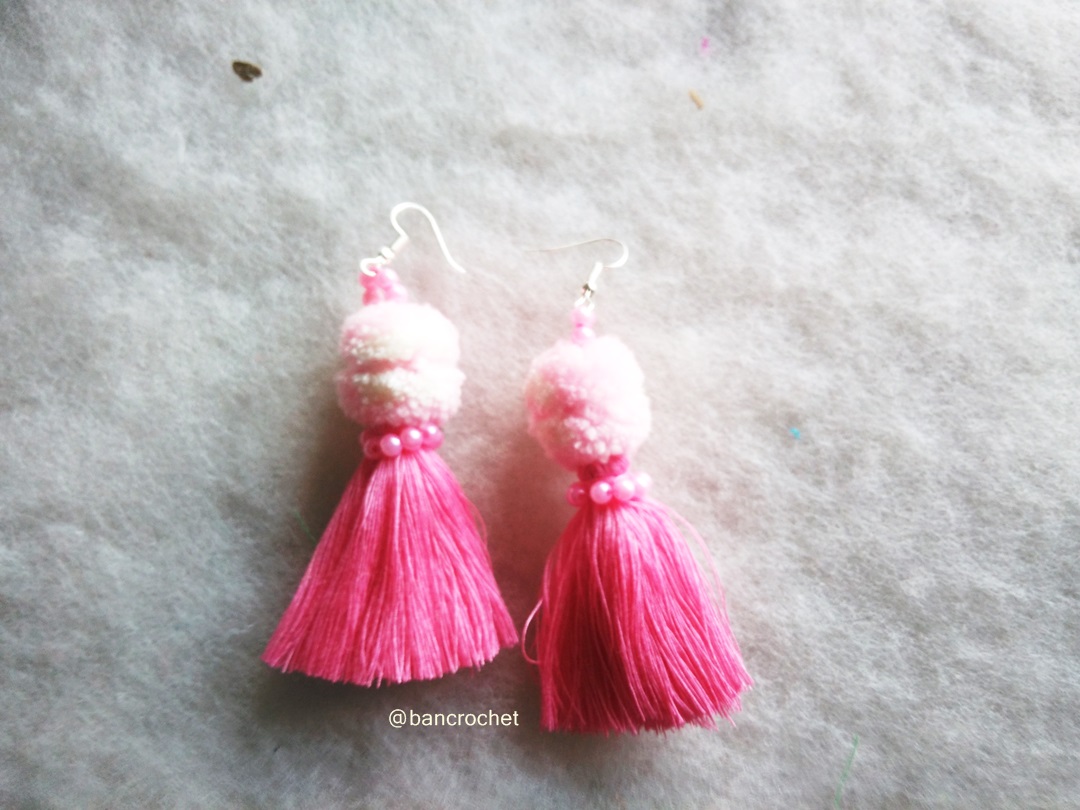ต่างหูถักโครเชต์ crochet earrings สีชมพู 4 นิ้ว