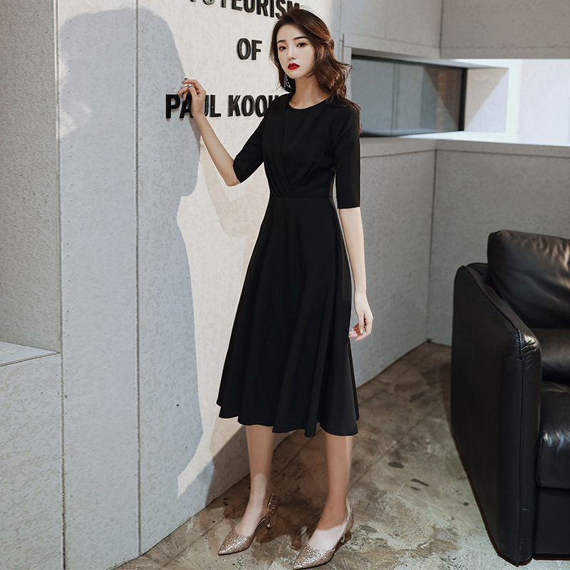 ชุดราตรี ชุดราตรีสวยหรู แบบ ทันสมัย Evening dress
