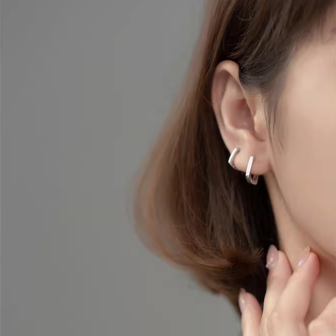 ต่างหูเงินแท้ S925 รุ่น Gentle ต่างหูห่วง4เหลี่ยม มินิมอล 2ขนาด ตุ้มหูเงินแท้ทั้งชิ้น Silver925