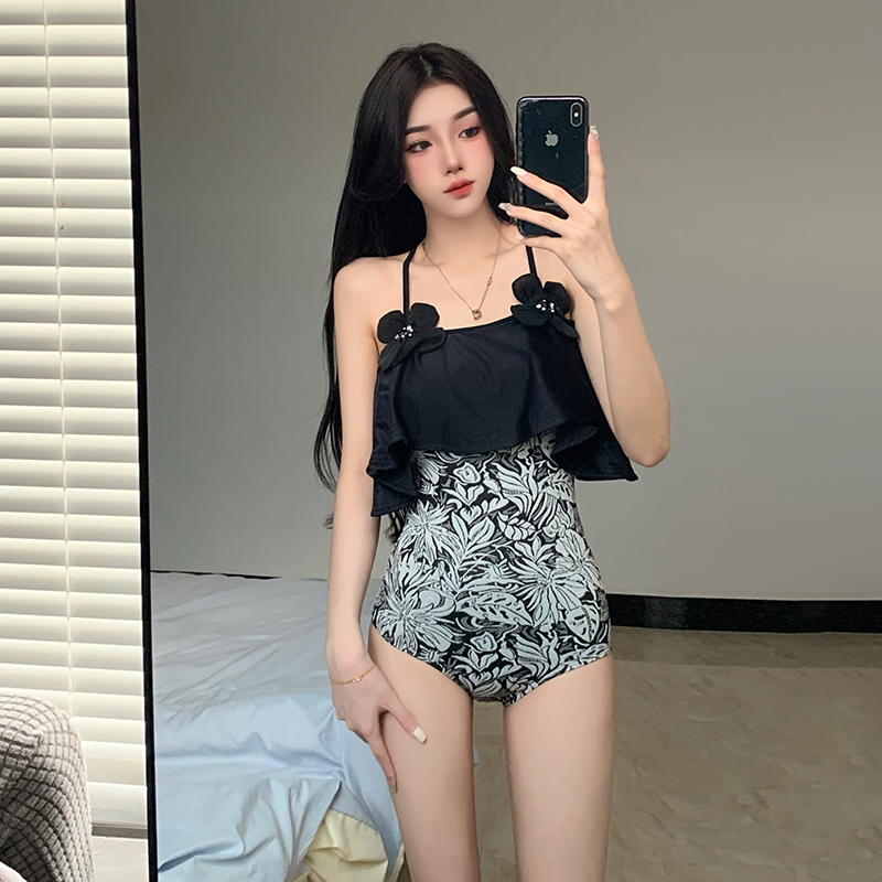ชุดว่ายน้ำผู้หญิง ชุดว่ายน้ำน่ารัก Bikini ชุดไปทะเล