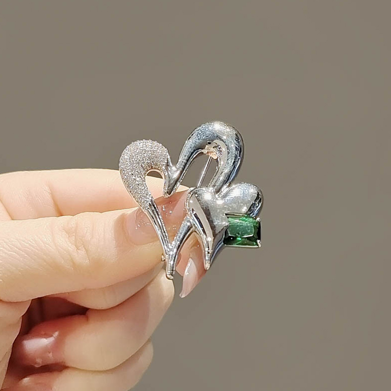 เข็มกลัด เข็มกลัดสวยๆ เข็มกลัดติดเสื้อ Brooch