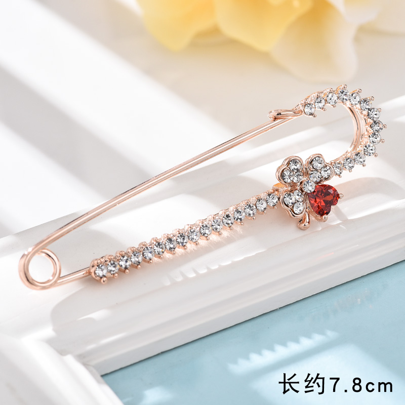 เข็มกลัด เข็มกลัดสวยๆ เข็มกลัดติดเสื้อ Brooch