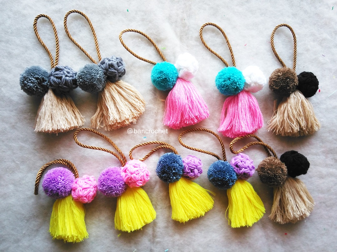 Bancrochet ราคาส่ง พวงกุญแจพู่ห้อยกระเป๋า Tassel keychain (wholesale price) สีคละสี 7 นิ้ว