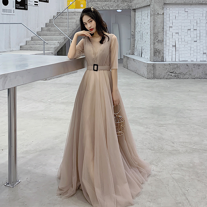 ชุดราตรี ชุดราตรีสวยหรู แบบ ทันสมัย Evening dress