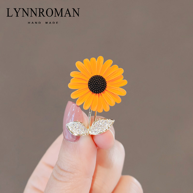 เข็มกลัด เข็มกลัดสวยๆ เข็มกลัดติดเสื้อ Brooch