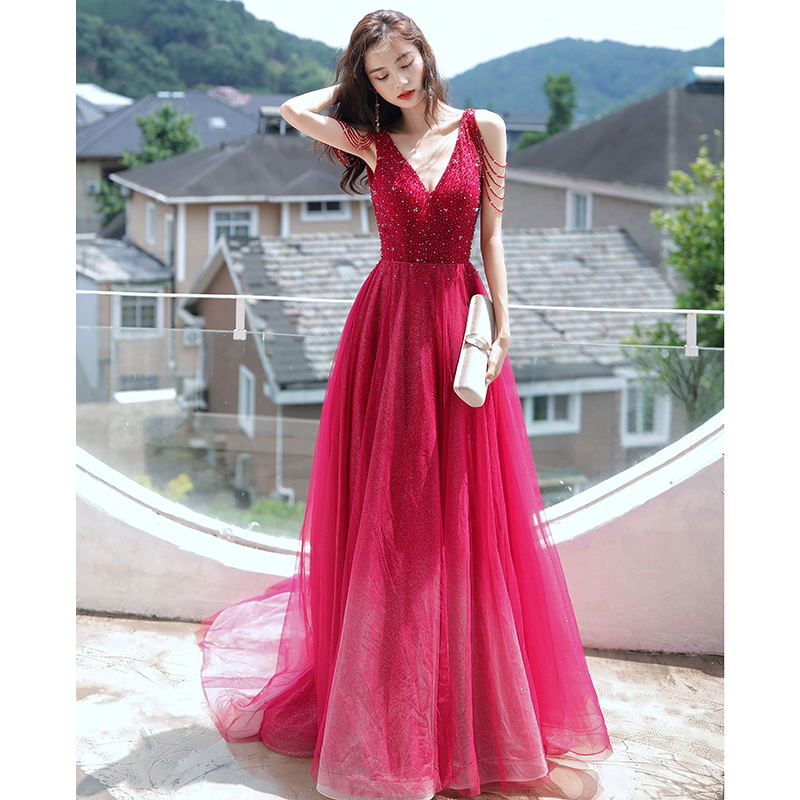 ชุดราตรี ชุดราตรีสวยหรู แบบ ทันสมัย Evening dress