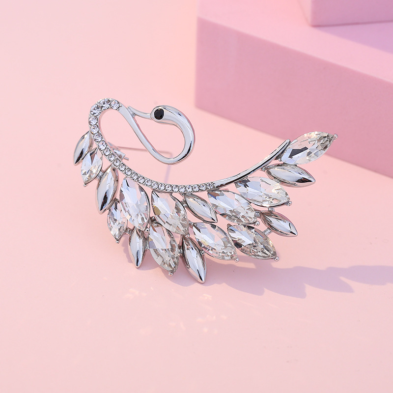 เข็มกลัด เข็มกลัดสวยๆ เข็มกลัดติดเสื้อ Brooch