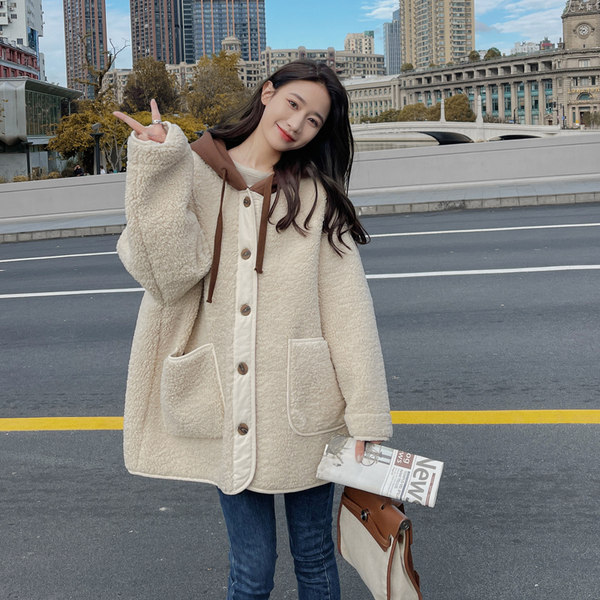 เสื้อโค้ท เสื้อโค้ทกันหนาว เสื้อโค้ทใส่เที่ยวต่างประเทศ ยี่ห้อ: Qianziqian