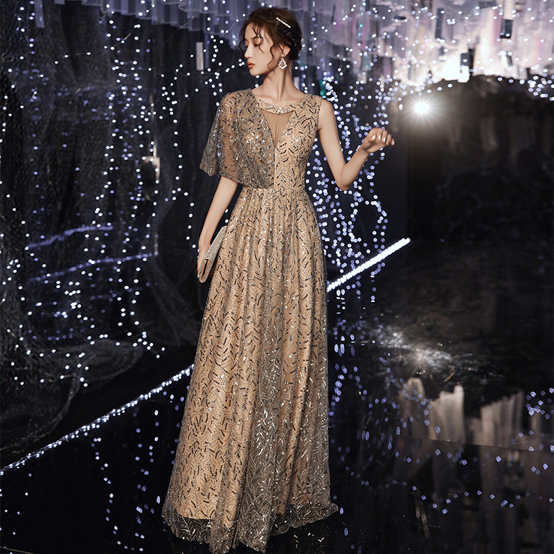 ชุดราตรี ชุดราตรีสวยหรู แบบ ทันสมัย Evening dress