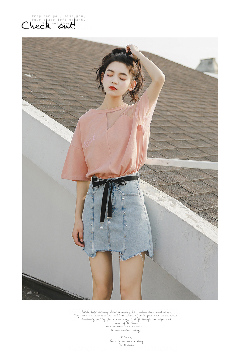 Blouse3841 เสื้อยืดแฟชั่นสีชมพู แขนสั้นซีทรู 1 ข้าง ผ้าคอตตอนเกรดพรีเมียมเนื้อดีนุ่มใส่สบายยืดหยุ่นสูง งานน่ารักดีเทลเก๋ๆ แมทช์กับขาสั้นหรือขายาวก็ดูดีไม่แพ้กัน